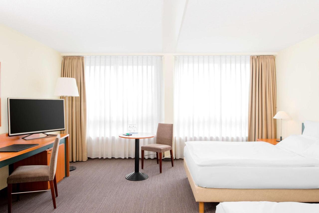 Nh Fribourg Hotel Eksteriør bilde