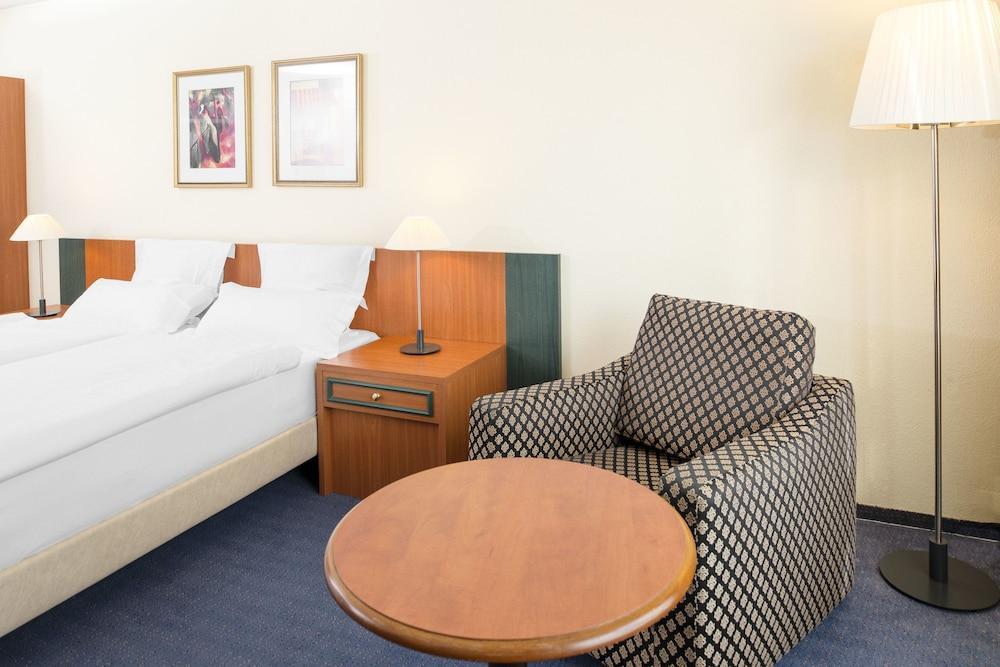 Nh Fribourg Hotel Eksteriør bilde