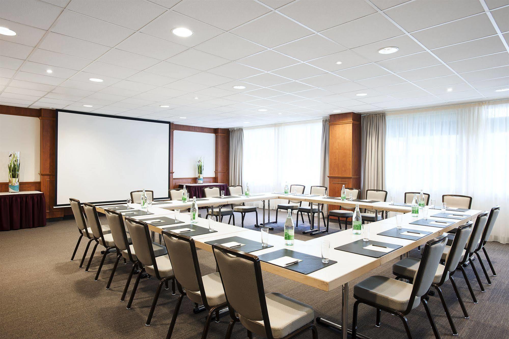 Nh Fribourg Hotel Eksteriør bilde